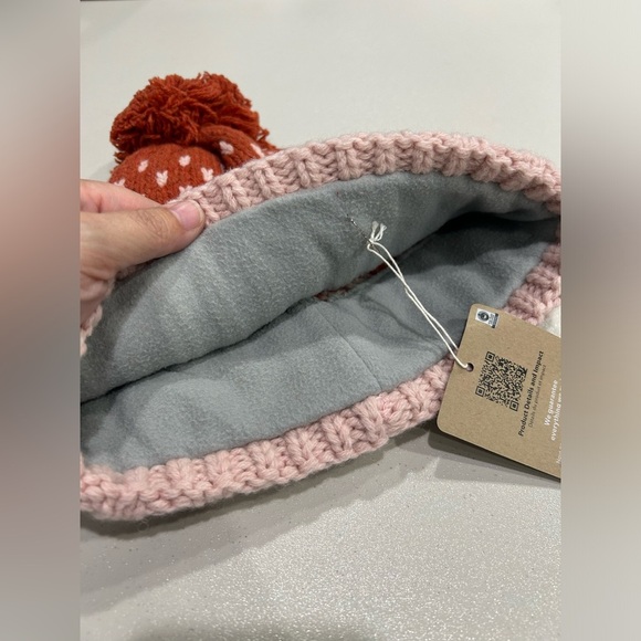 Patagonia Women's Snowbelle Beanie Ridge Burl Red NWT Recycled Wool Orange - Picture 3 of 8